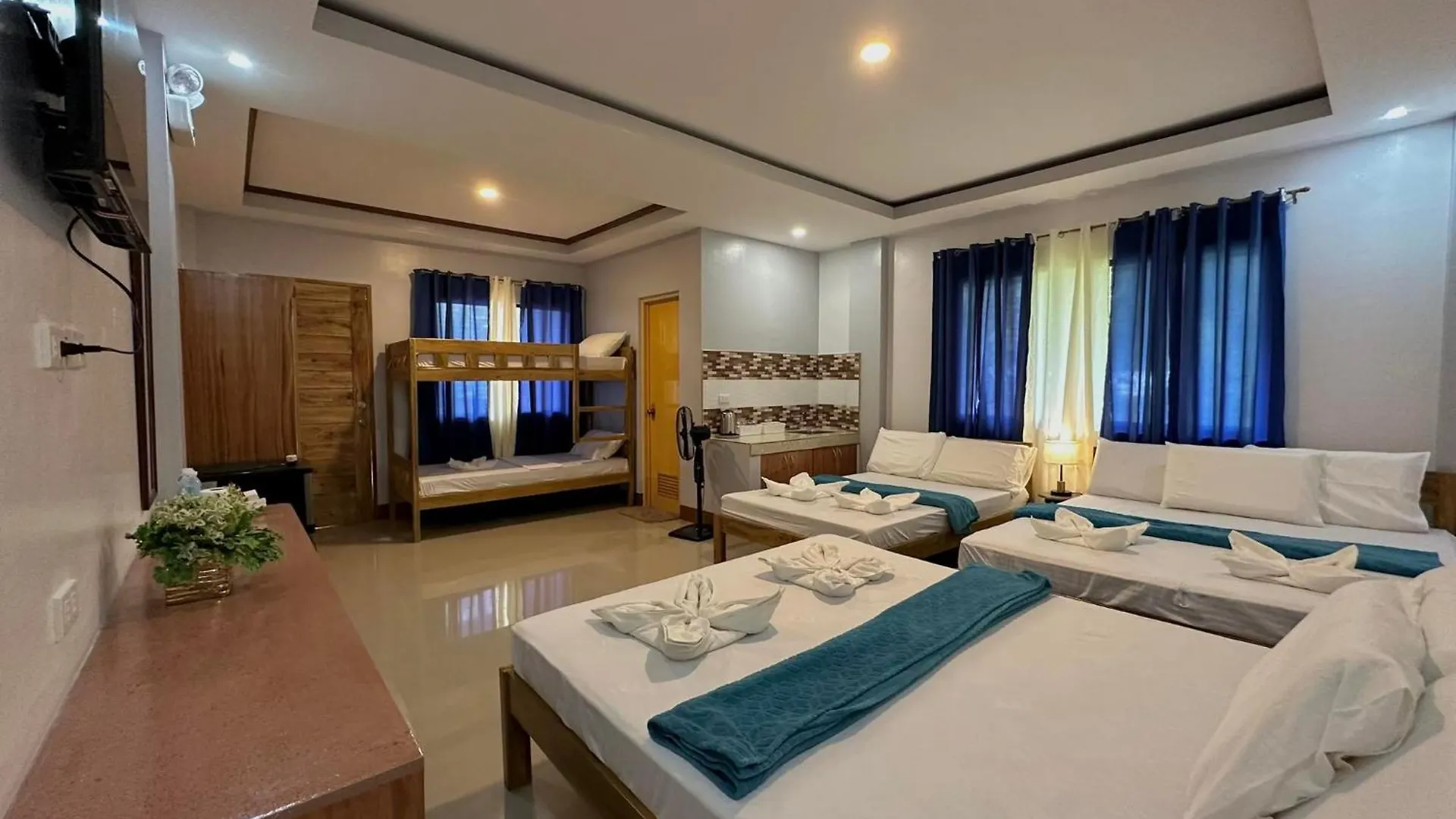 Merangie Travellers Inn Dauis